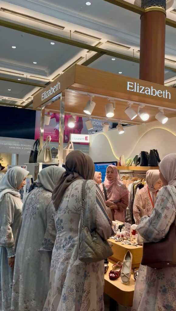 pameran elizabeth